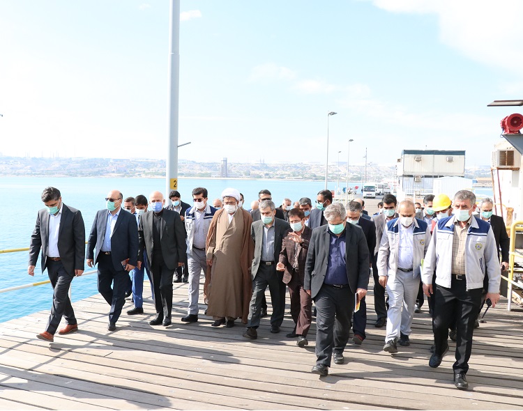 سفر دو روزه اعضای کمیسیون انرژی مجلس به استان بوشهر/ تلاش مجلس برای رفع مشکلات صنعت و مردم در جزیره خارگ